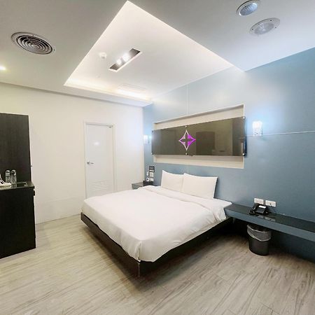 Walker Hotel - Sanchong Taipei Extérieur photo