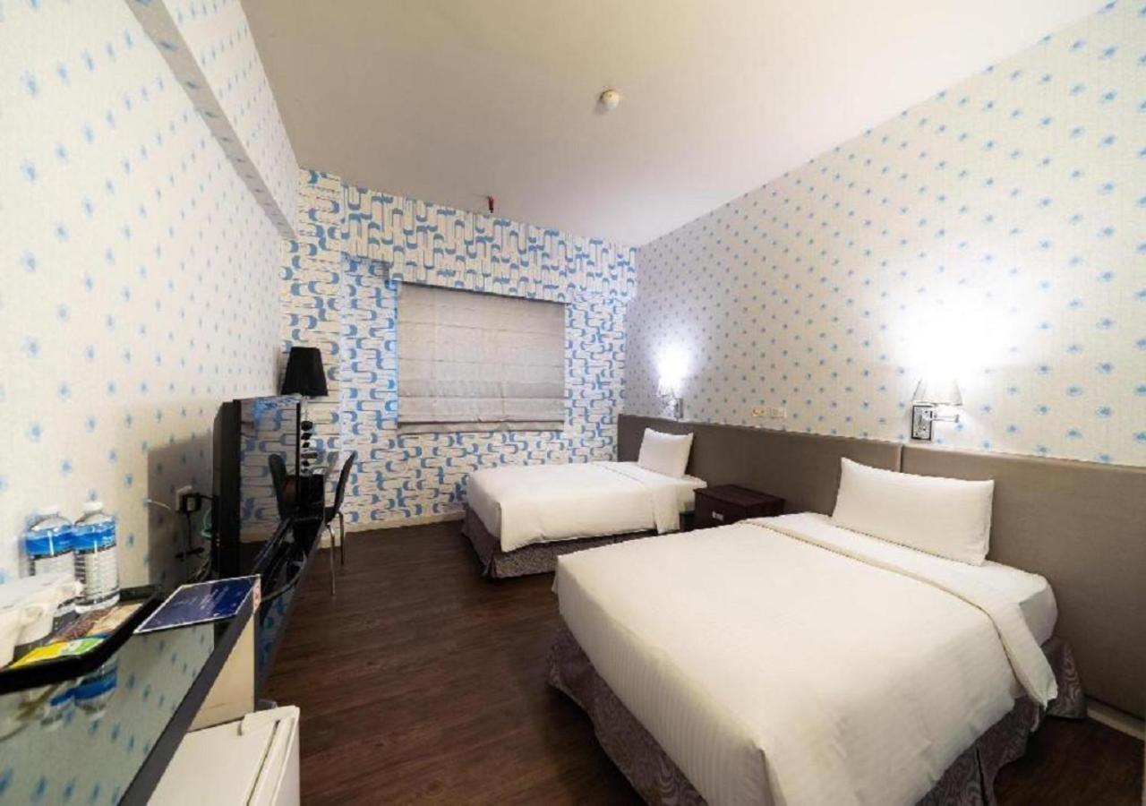 Walker Hotel - Sanchong Taipei Extérieur photo