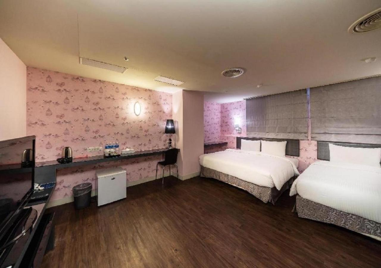 Walker Hotel - Sanchong Taipei Extérieur photo